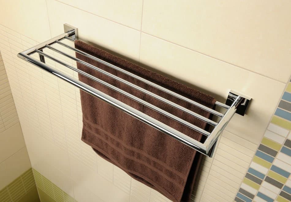 X-SQUARE półka na ręczniki z relingiem chrom 655x110x215mm