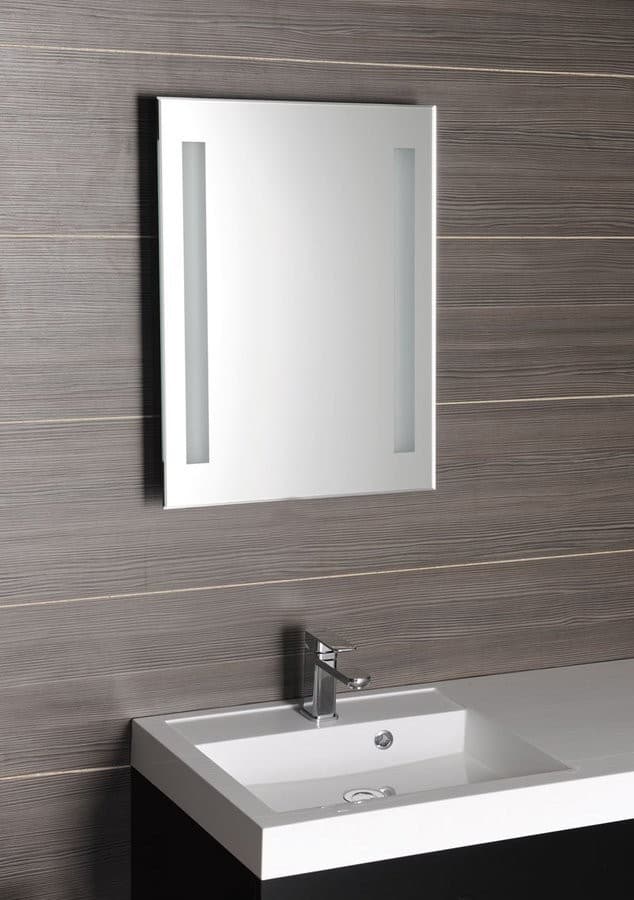 Lustro LED 50x70cm z przełącznikiem kołyskowym