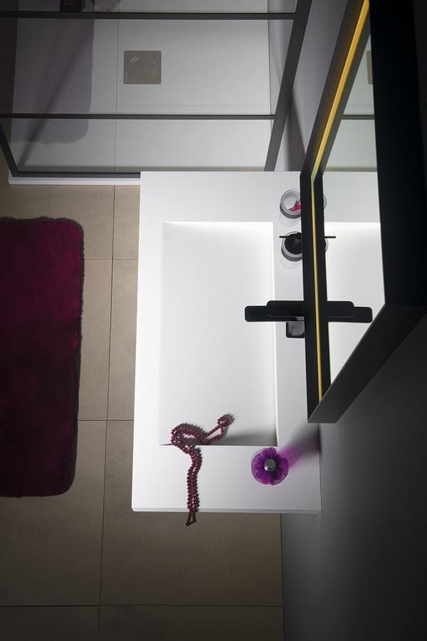SORT lustro LED 470x700mm z czarną metalową ramą