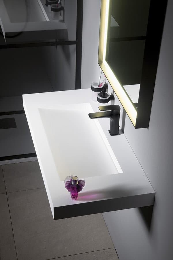SORT lustro LED 470x700mm z czarną metalową ramą
