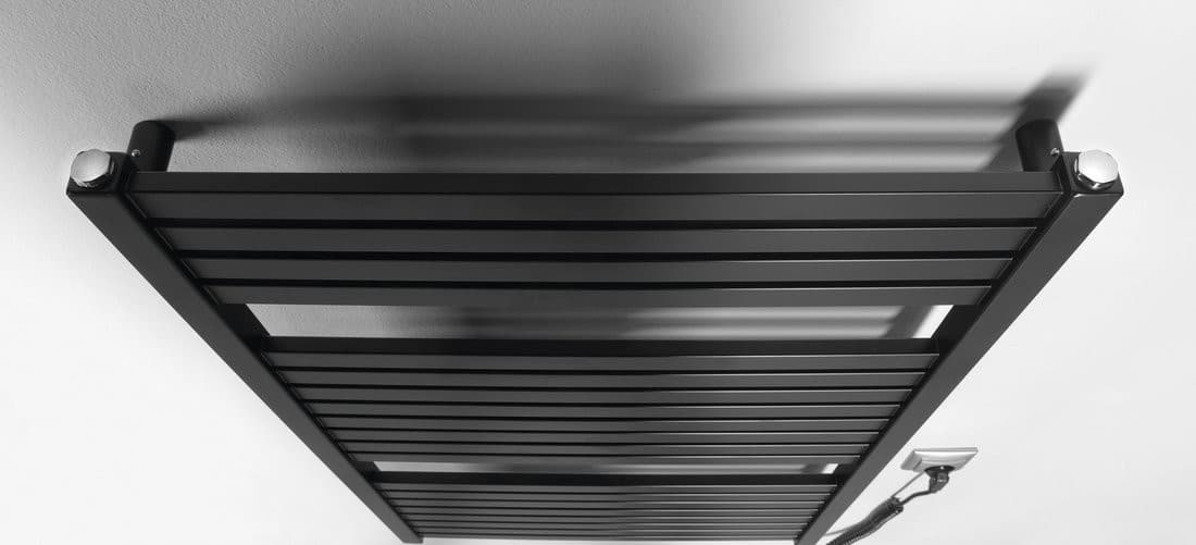 TONDI-E grzejnik elektryczny 600x970 mm 400W matowy czarny