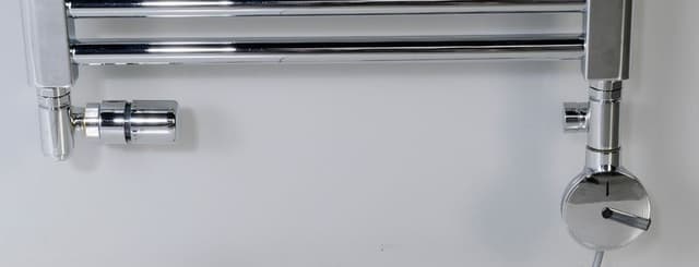 CORNER COMBI zestaw przyłączeniowy z termostatem lewy, chrom
