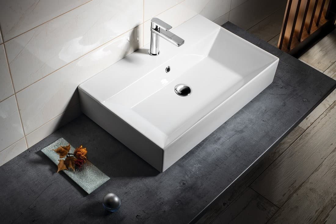 SISTEMA umywalka ceramiczna 70x42 cm biała