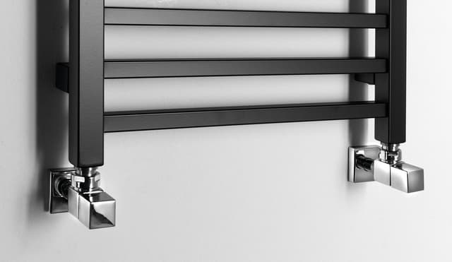 METRO grzejnik łazienkowy 450x890 mm, czarny mat drabinkowy
