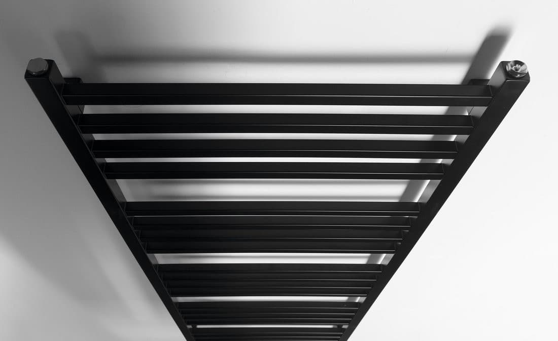 METRO grzejnik łazienkowy 600x1510 mm, czarny mat