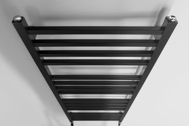 METRO grzejnik łazienkowy drabinkowy 500x1200 mm czarny mat