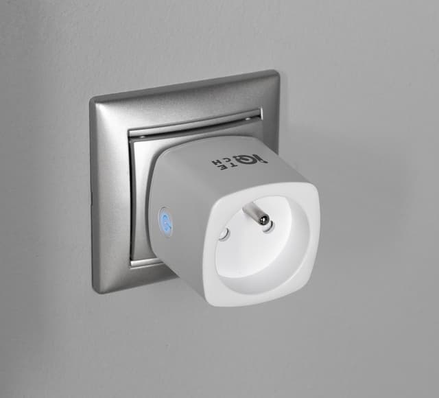 IQTECH inteligentny adapter gniazda 16A z bolcem ochronnym