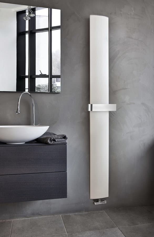 OTHELLO MONO SLIM grzejnik aluminiowy 300x1890mm