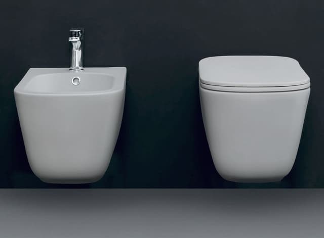 TRIBECA wiszący bidet 35x54 cm z zestawem montażowym