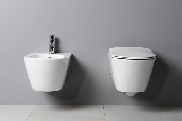 AVVA wiszący bidet 35,5x53 cm