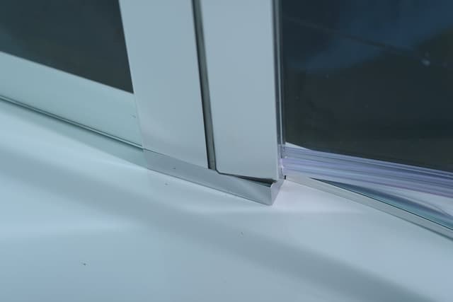 ZOOM LINE kabina prysznicowa 1000x700 mm z powłoką Antidrop
