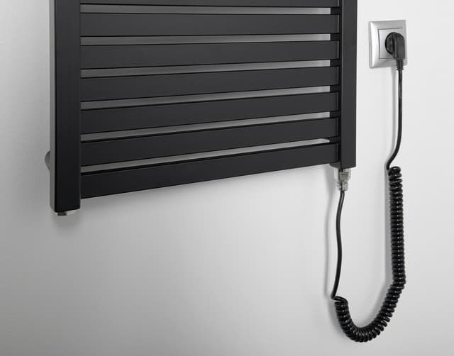 TONDI-E grzejnik elektryczny 450x1330 mm 500 W czarny mat