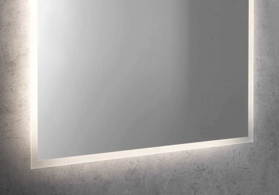 TAURI lustro LED 60x80cm z neutralnym oświetleniem