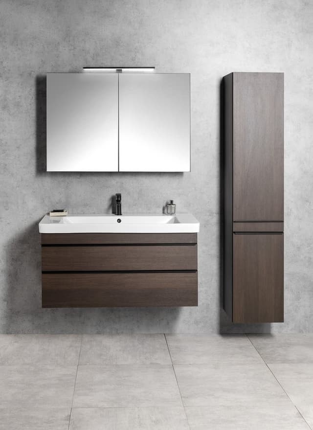 SITIA szafka wysoka 35x172x32cm sosna rustykalna z 2 drzwiczkami