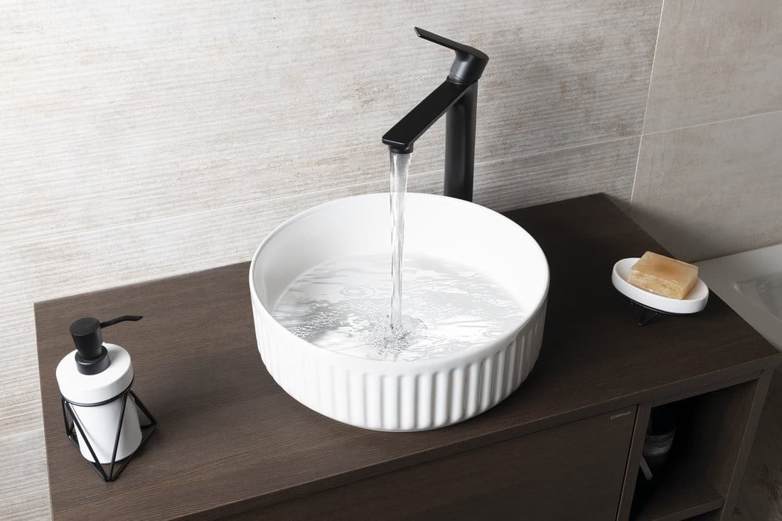 ION umywalka ceramiczna nablatowa Ø 36cm