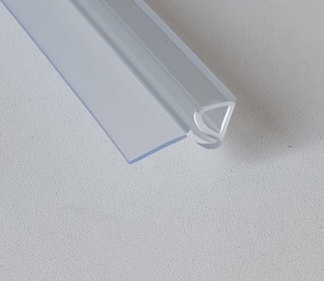 Uszczelka dolna plastikowa do G100, G80, G70 - 710 mm
