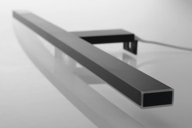 ESTHER 2 - oświetlenie ścienne LED 8W, 500x14x107 mm