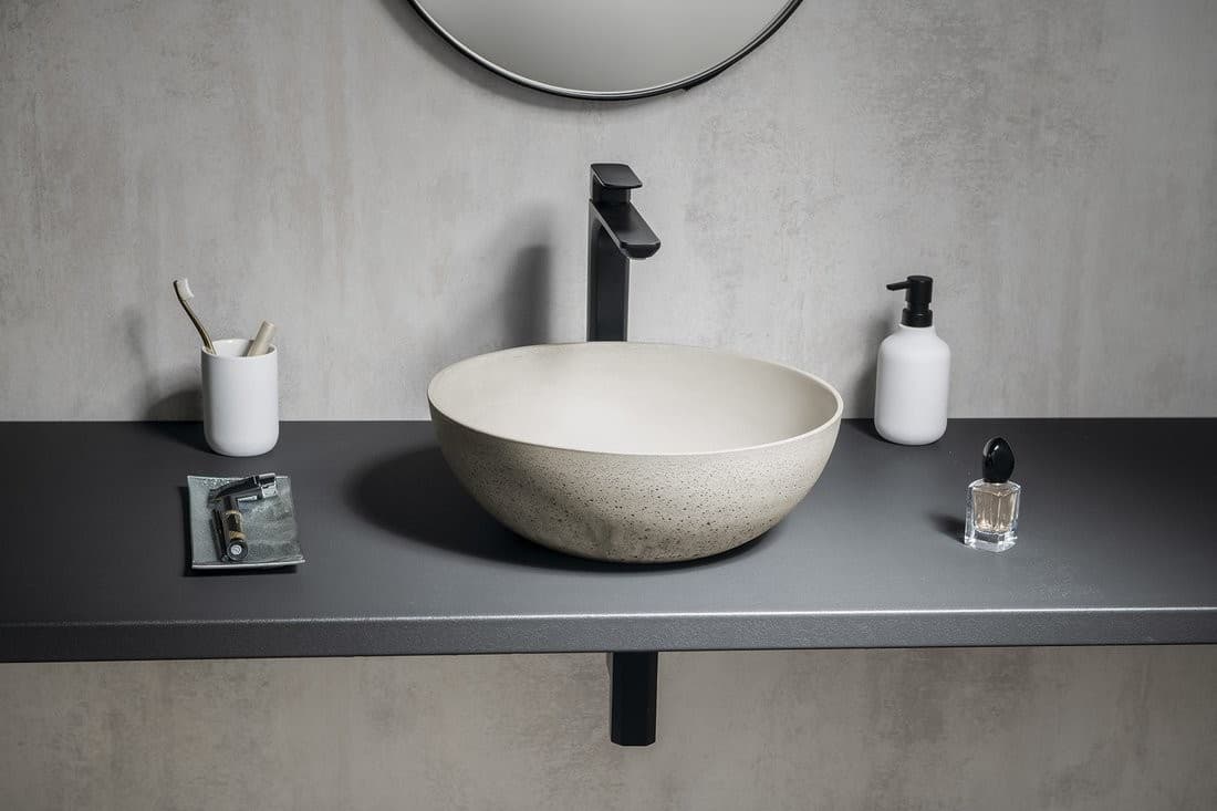 FORMIGO umywalka betonowa nablatowa, średnica 39cm, piaskowy