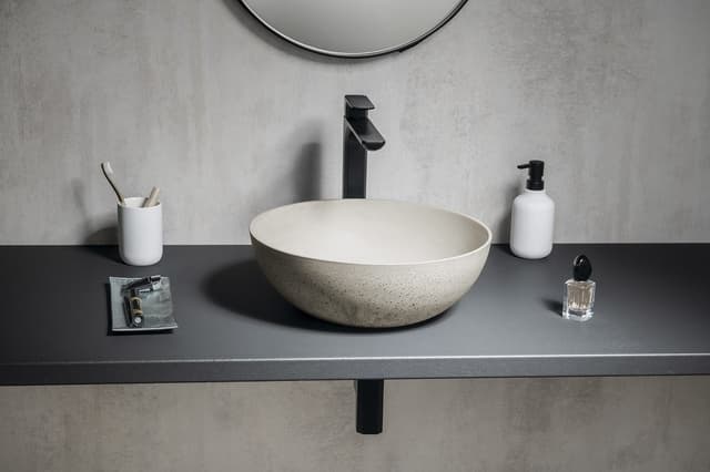 FORMIGO umywalka betonowa nablatowa, średnica 39cm, piaskowy