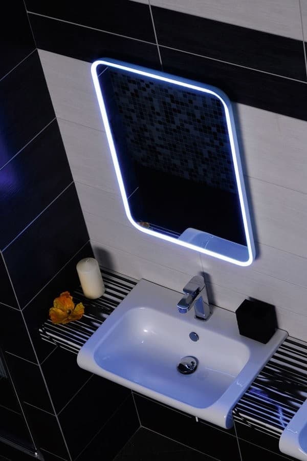 FLOAT lustro LED z oświetleniem 60x80 cm