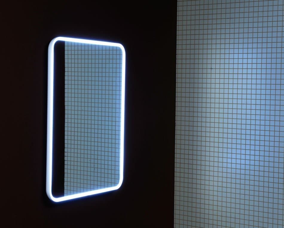FLOAT lustro LED z oświetleniem 60x80 cm