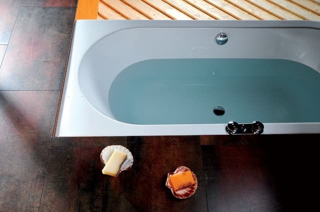 VIVA R 175 asymetryczna wanna 175x80cm prawa biała