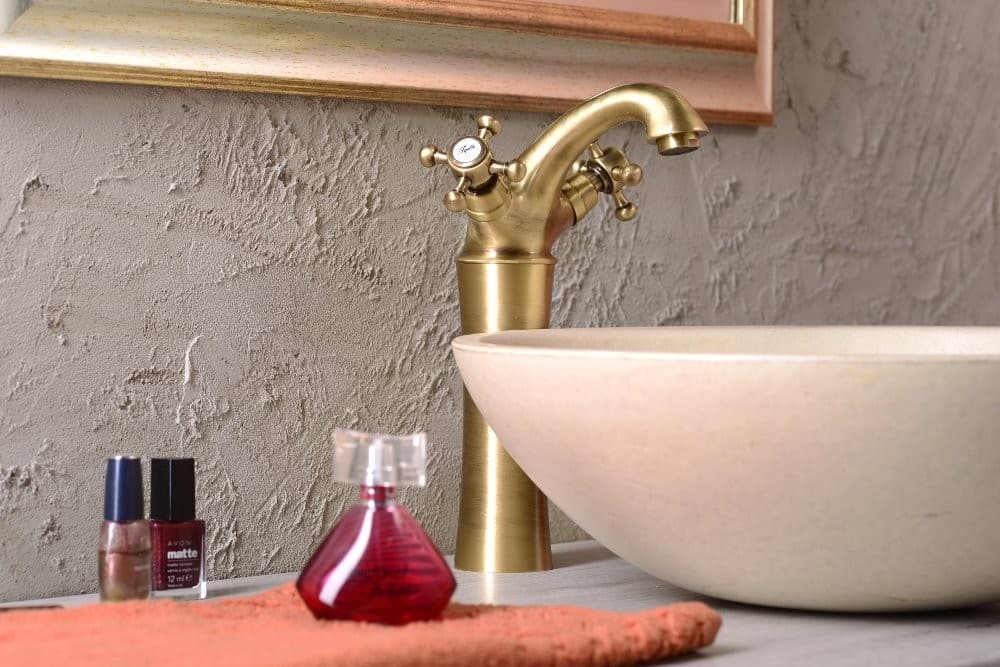 ANTEA wysoka bateria umywalkowa z odpływem, brązowa 245mm