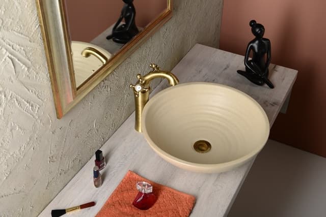 ANTEA wysoka bateria umywalkowa z odpływem, brązowa 245mm