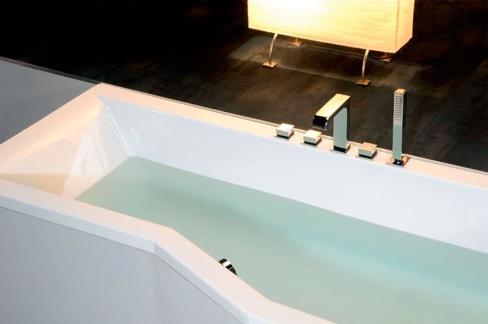 VERSYS R wanna asymetryczna 170x85cm, prawa, akryl