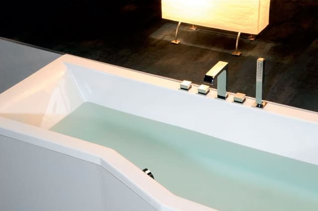 VERSYS R wanna asymetryczna 170x85cm, prawa, akryl