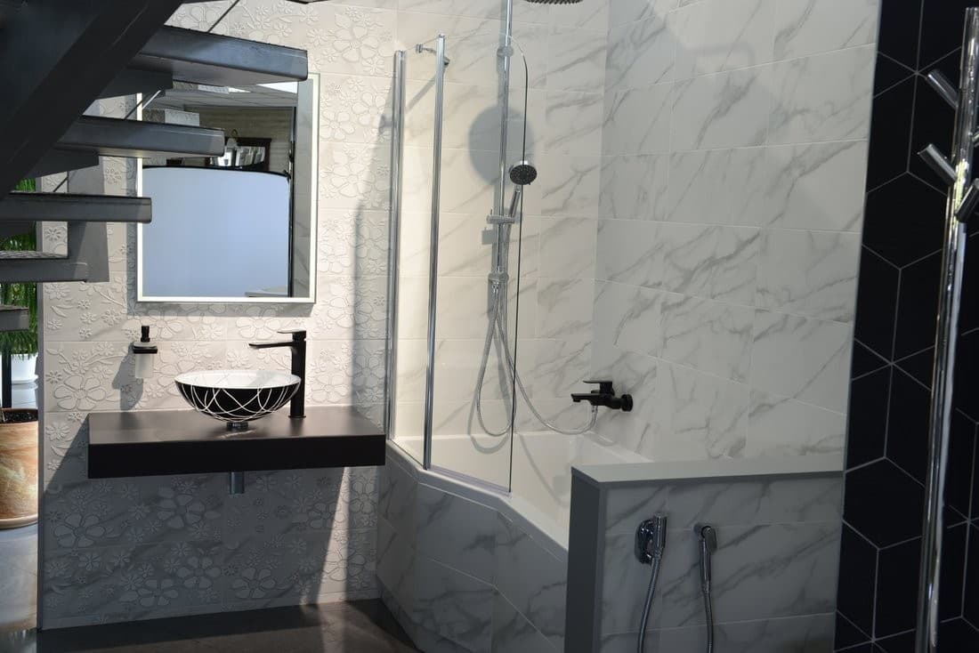 SPY wysoka bateria umywalkowa z przedłużoną wylewką matowa