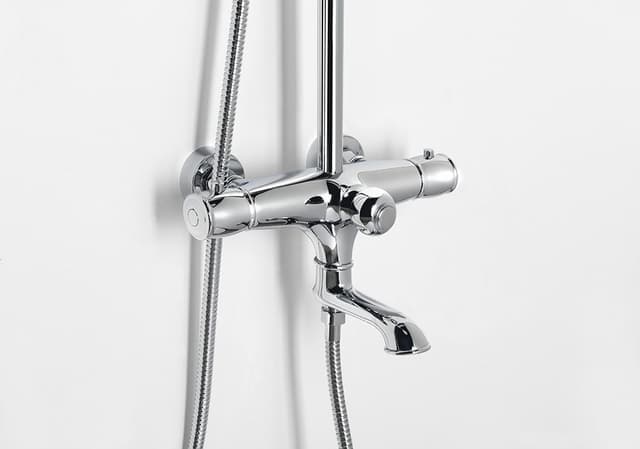 KIRKÉ słup przysznicowy z baterią termostatyczną, chromowany