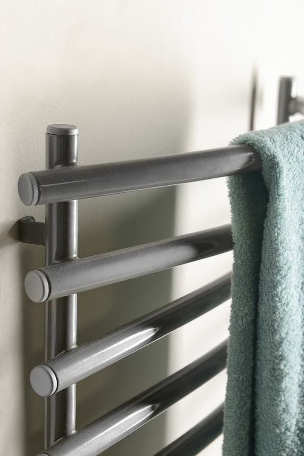 Elektryczna suszarka na ręczniki szary metalik 570x465 mm