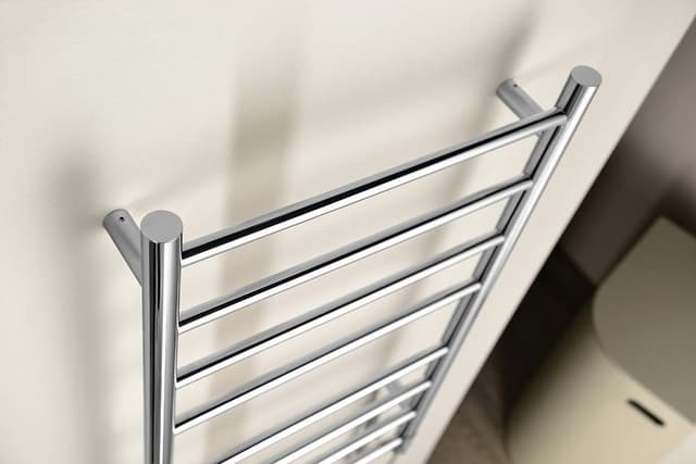 REDONDO elektryczna suszarka na ręczniki, okrągła 500x900 mm