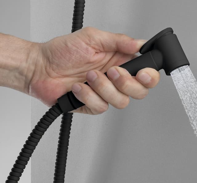 Bateria podtynkowa z prysznicem bidetowym czarny mat