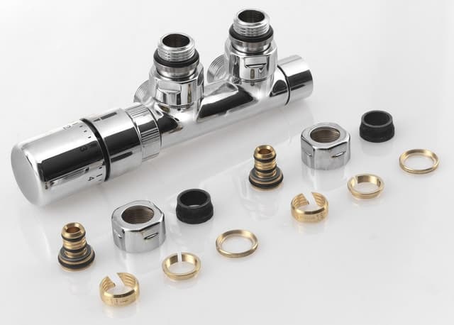 TWIN zestaw przyłączeniowy z termostatem lewy chrom