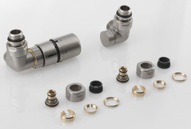 CORNER zestaw przyłączeniowy z termostatem lewy, stal nierdzewna