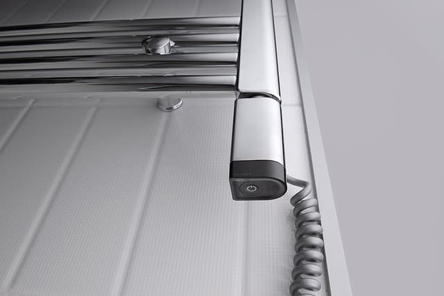 ONE D grzałka elektryczna z termostatem, 300 W, chrom