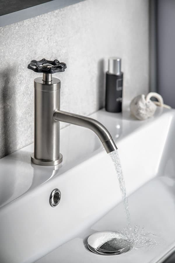 INDUSTRY bateria umywalkowa, nikiel/czarny, bez odpływu