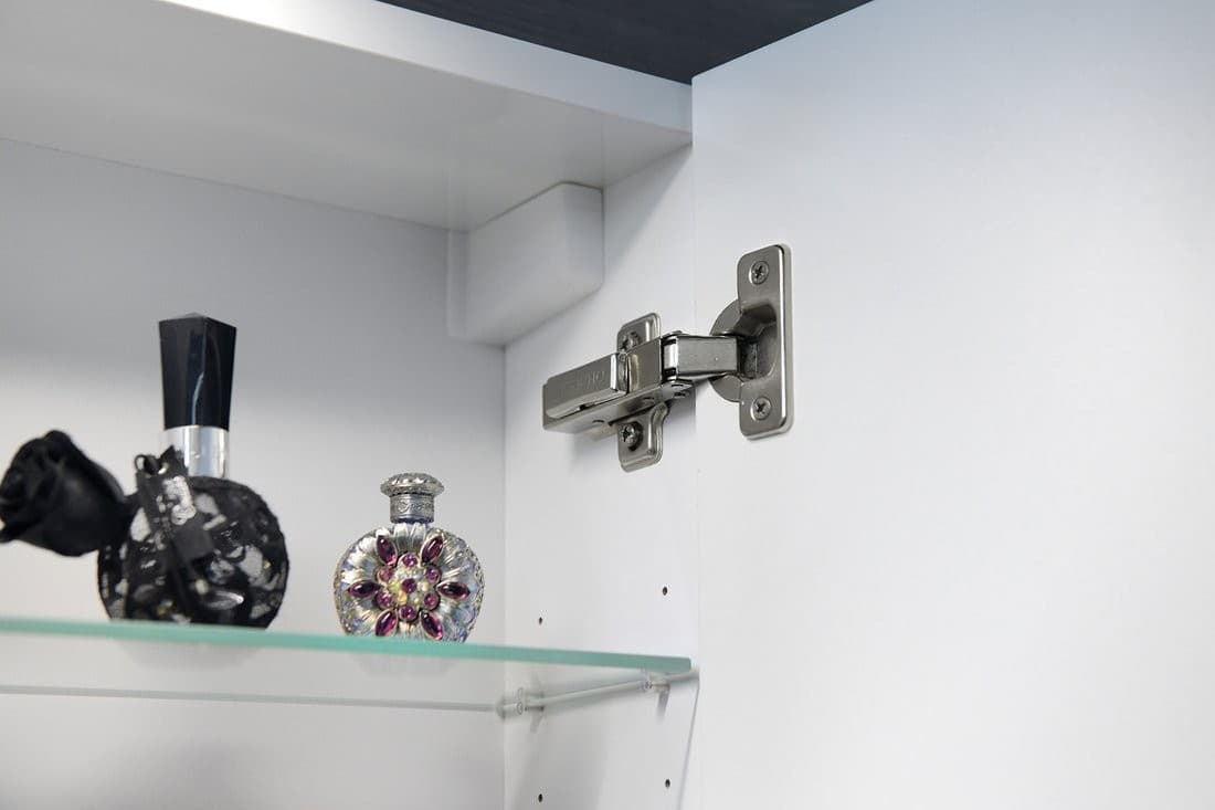 RIWA szafka lustrzana z LED, 60x70x17cm, wiąz Bardini