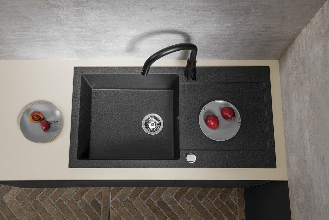 Granitowy zlewozmywak wpuszczany jednokomorowy z ociekaczem 97x50cm