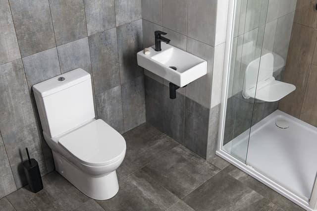 MINOS umywalka ceramiczna 45x26 cm z baterią lewą