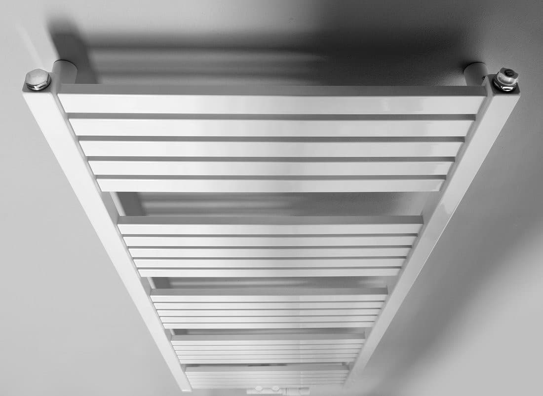 GRUNT grzejnik łazienkowy 500x1330 mm, biały, środkowe podłączenie