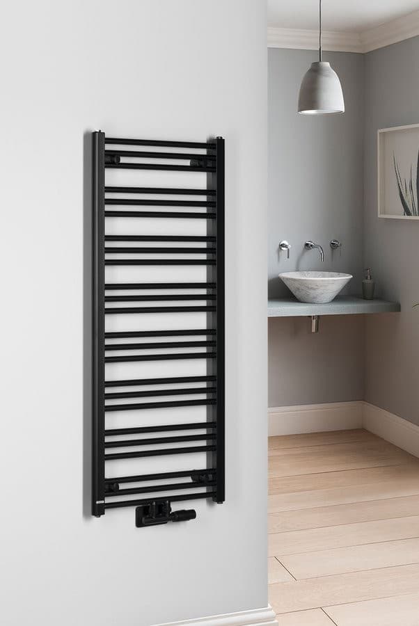 ALBRECHT grzejnik 500x1250 mm, podłączenie centralne, czarny mat