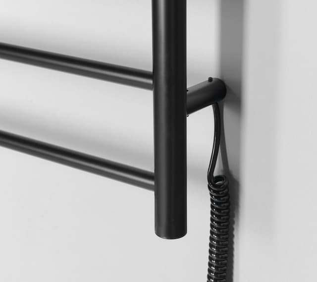 REDONDO elektryczna suszarka na ręczniki, okrągła, 630x1160 mm, 130 W, czarny