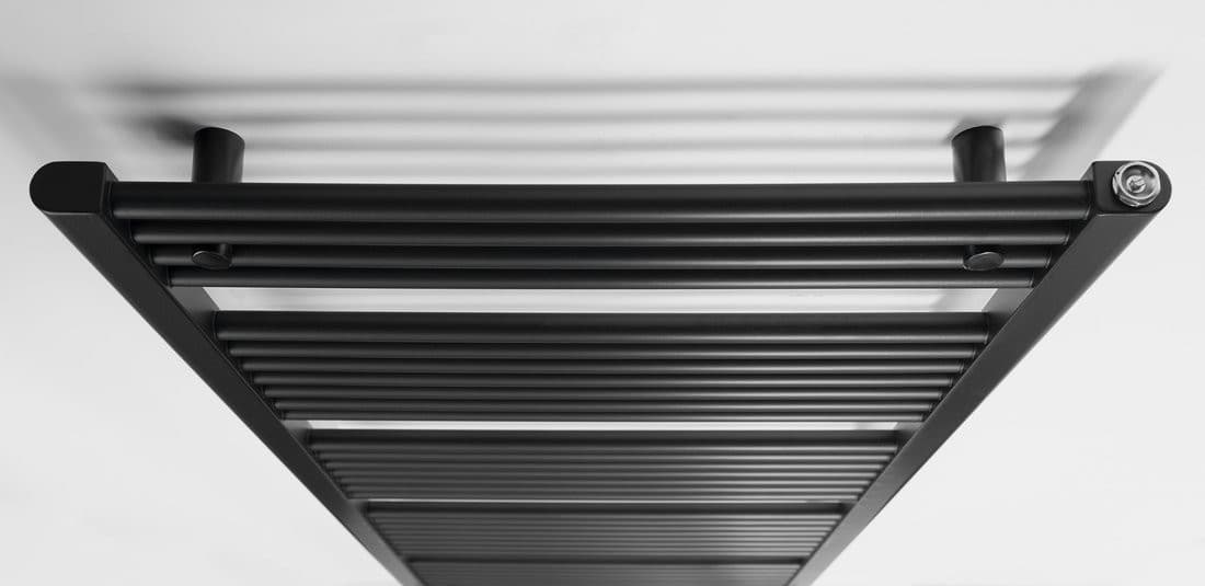 DIRECT grzejnik łazienkowy DIRECT grzejnik z bocznym przyłączem 600x1680mm, czarny mat