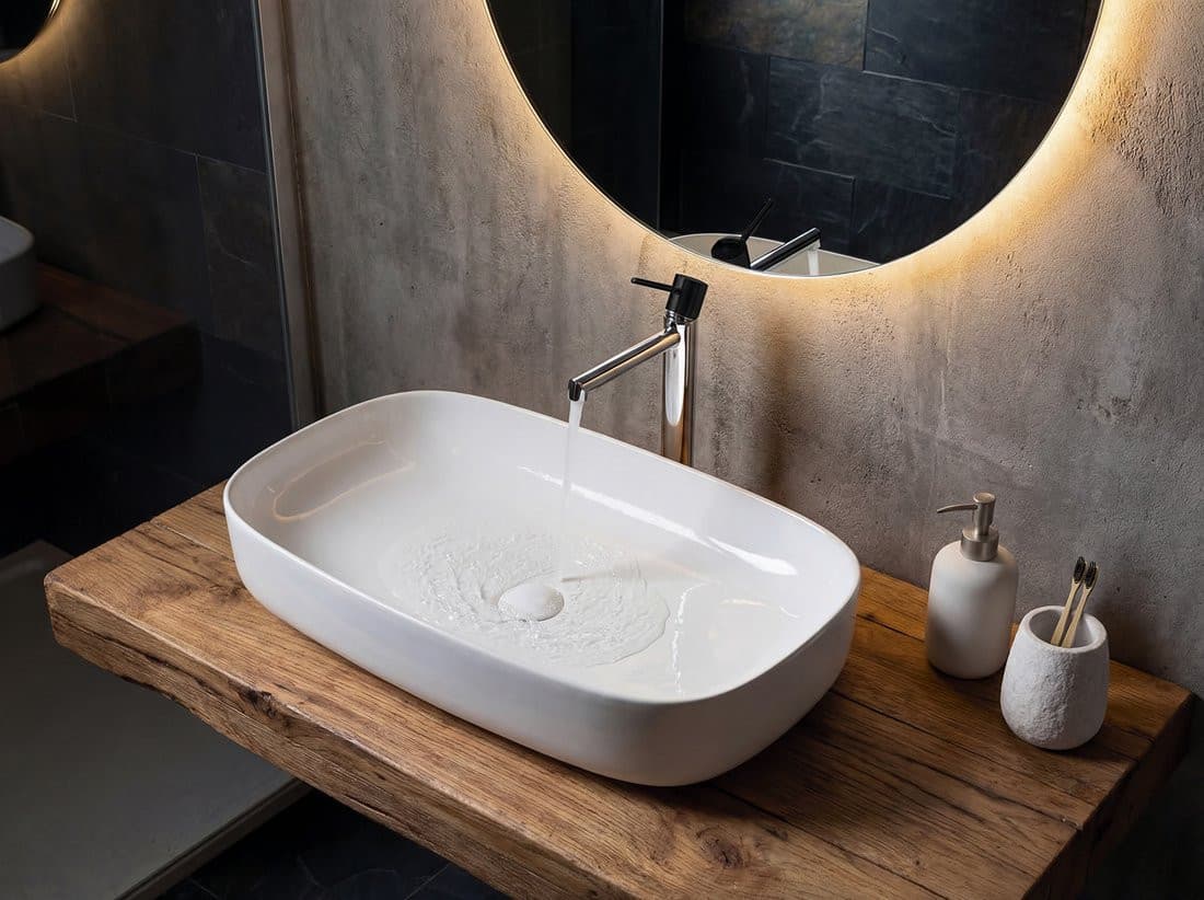 MATTEO umywalka ceramiczna nablatowa 65x40 cm, biała