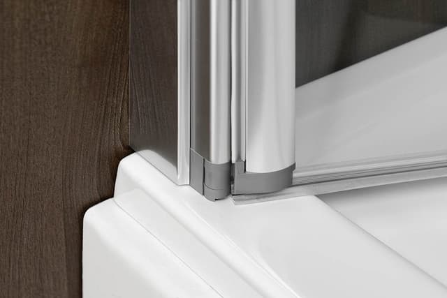 RIONI parawan wannowy pneumatyczny 710 mm z antydroppem